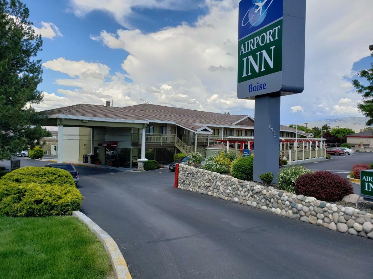 בויזי Airport Inn מראה חיצוני תמונה